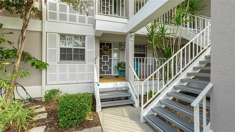 1109 Edgewater Cir #1109, FL