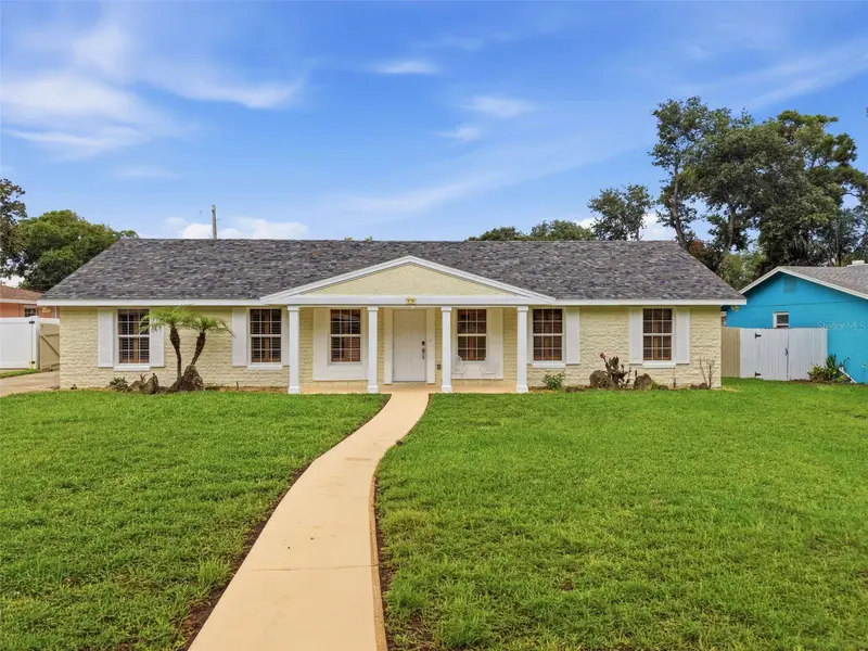 59 Crestwood Cir, FL