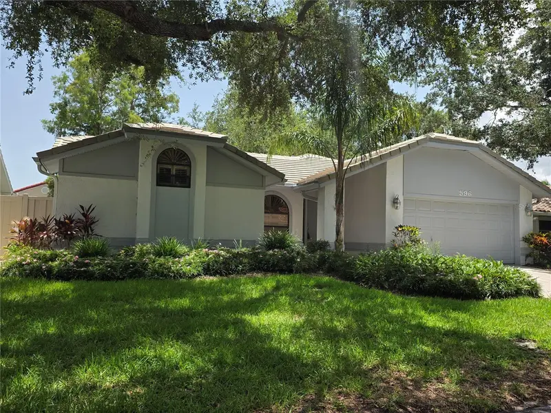 596 Quintana Pl Ne, FL