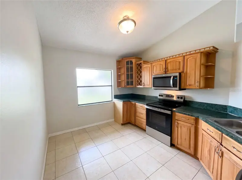103 Dulverton Way, FL