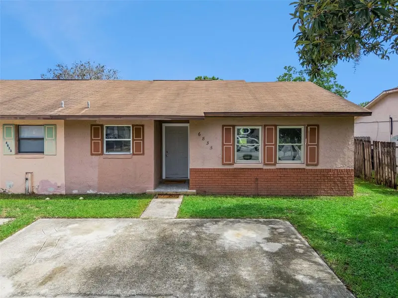 6835 Longmeade Ln, FL