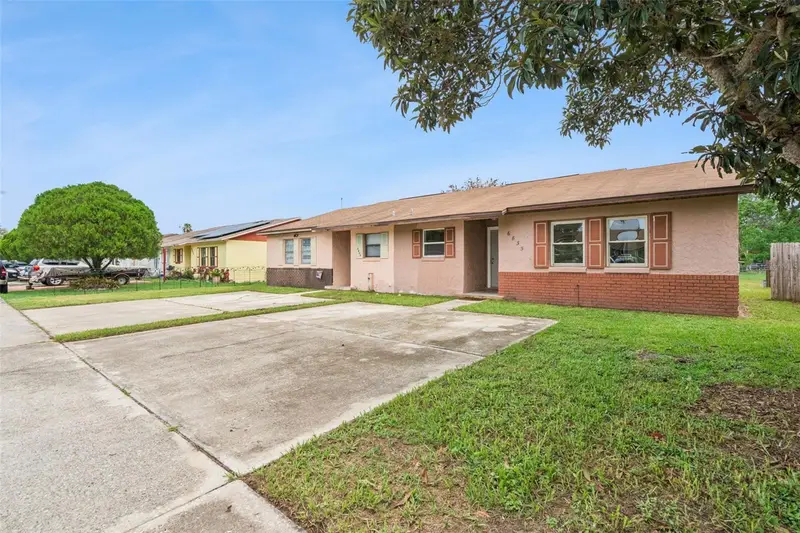 6835 Longmeade Ln, FL