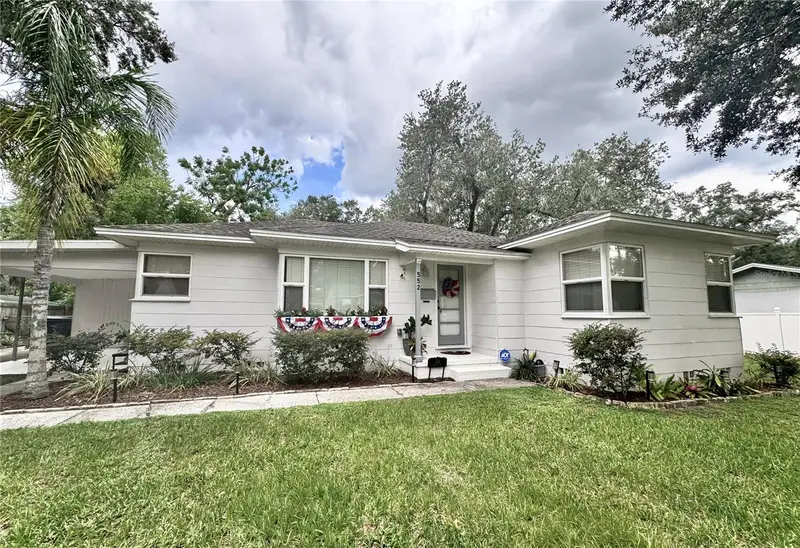 South Lakeland & Lake Hollingsworth listing