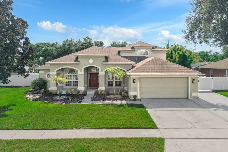 718 Little Hampton Ln, FL