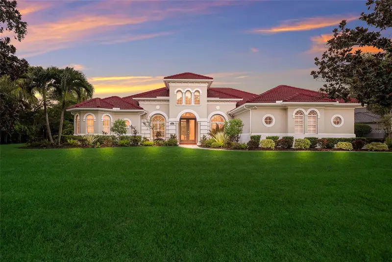 8122 Lone Tree Gln, FL