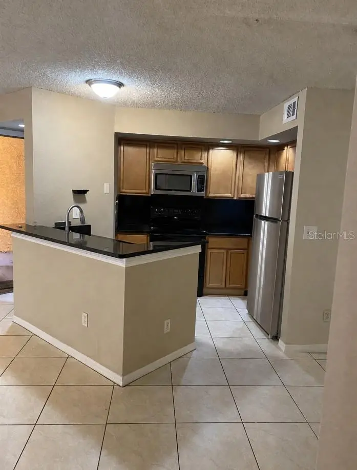 4524 Commander Dr #1615, FL