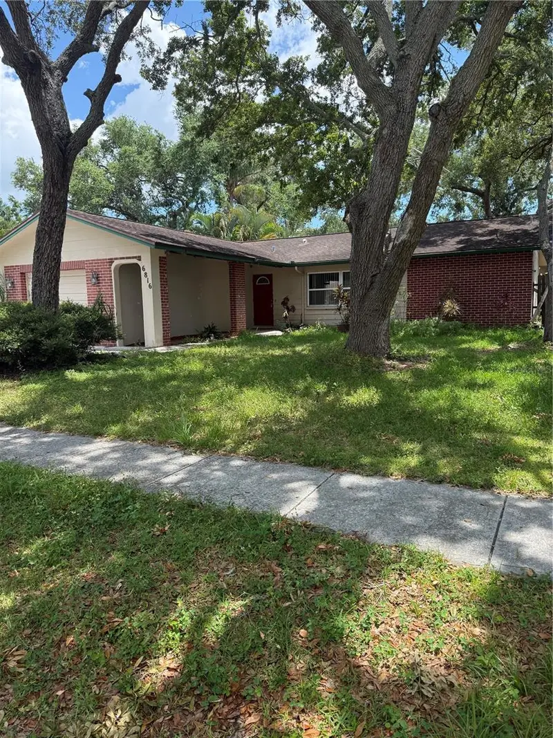 6816 Circlecreek Dr, FL