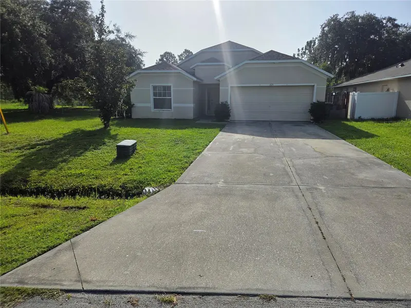 725 Robin Ct, FL