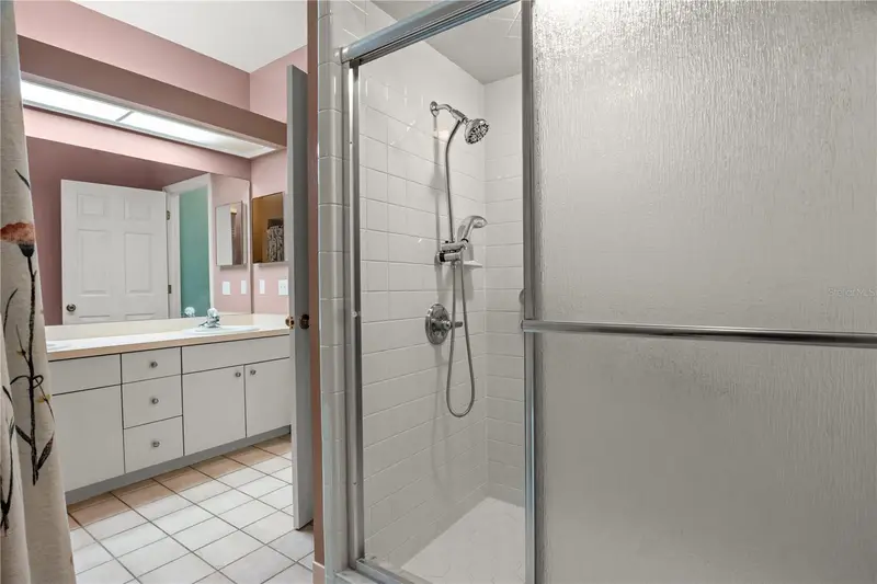 4 Enclave Dr, FL