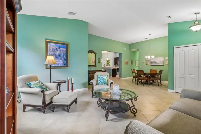 8976 Dove Valley Way, FL