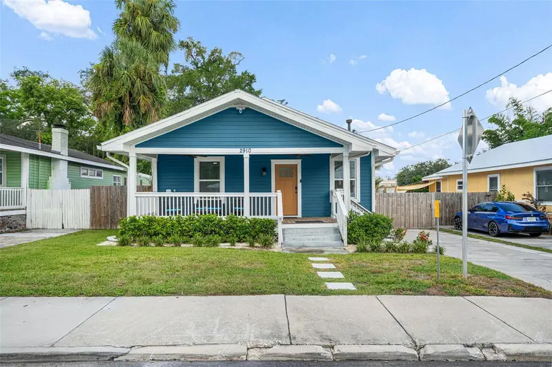2910 N Ola Ave, FL