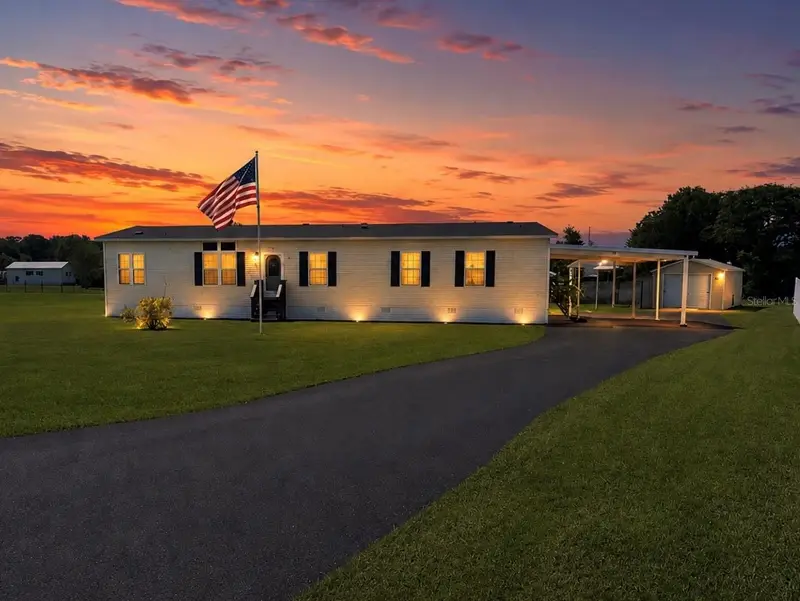 13718 County Road 109d-3, FL