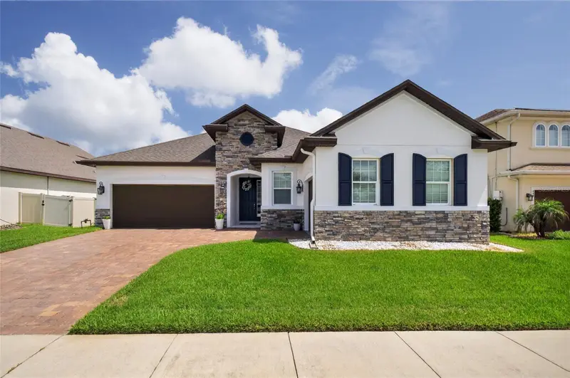 443 Wrangler Rd, FL