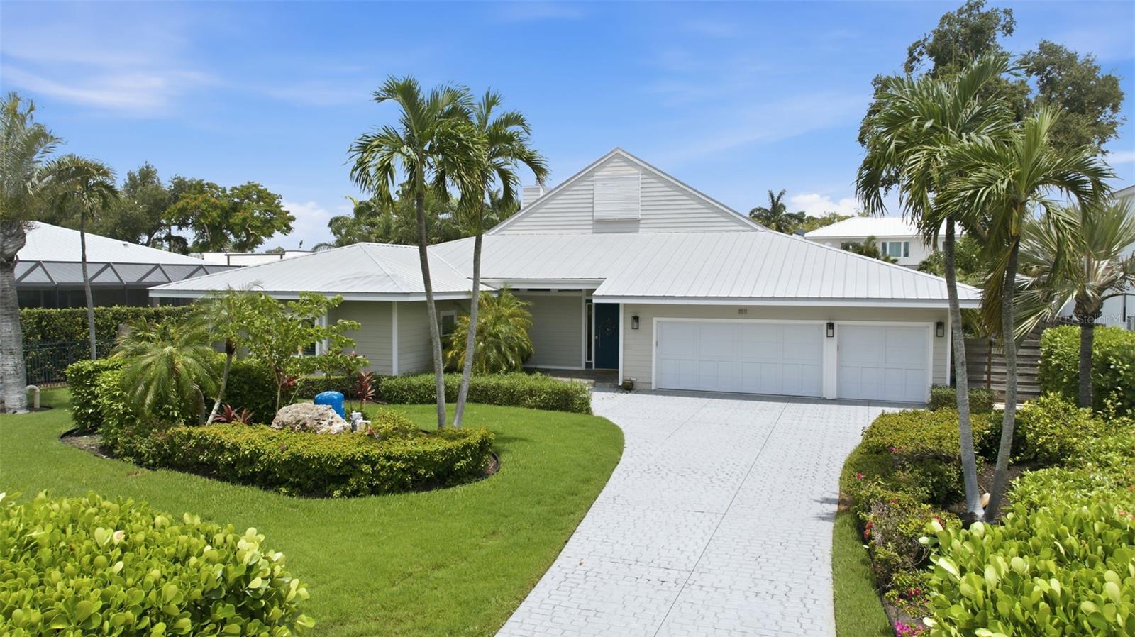 1511 N Lake Shore Dr, FL