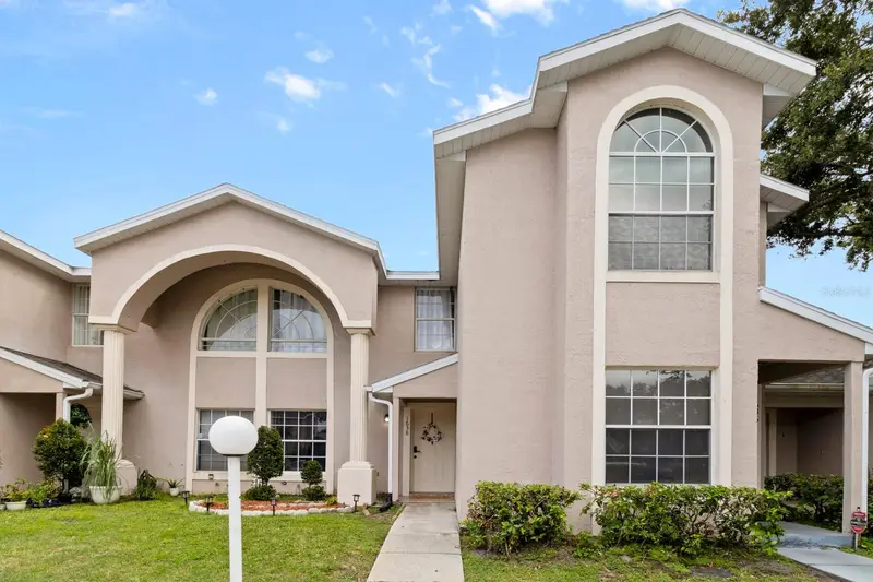 1638 Windsor Oak Ct, FL