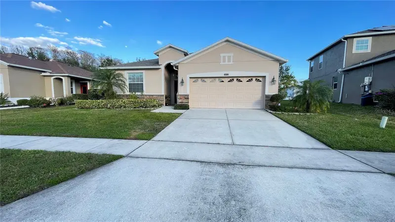 14112 Queenside St, FL