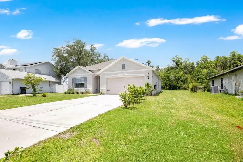628 Reindeer Dr, FL