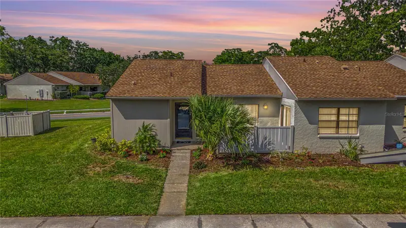 75 Poole Pl, FL