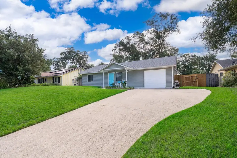 15 N Bulova Dr, FL