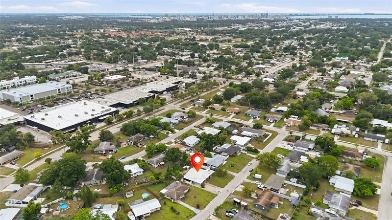 3328 Barstow St, FL