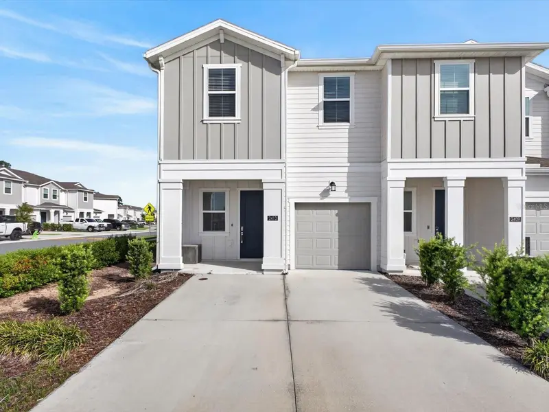 2413 Brook Marsh Loop, FL