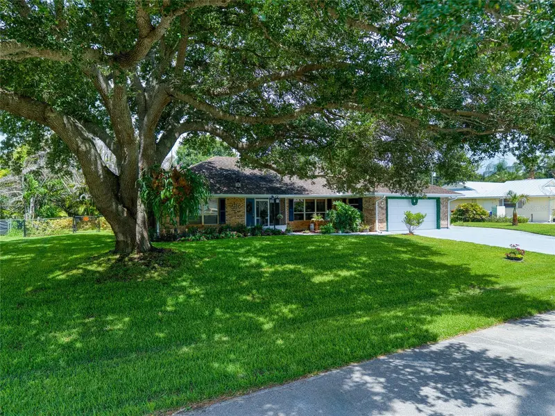 465 11th Ave, FL
