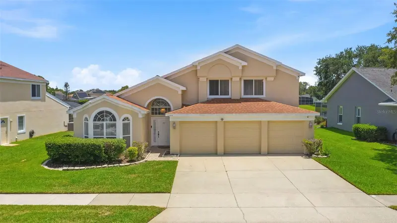 13494 Falcon Pointe Dr, FL