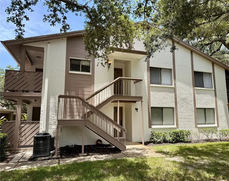 2363 Flanders Way #D, FL