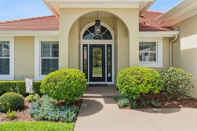 1609 Majestic Oak Dr, FL