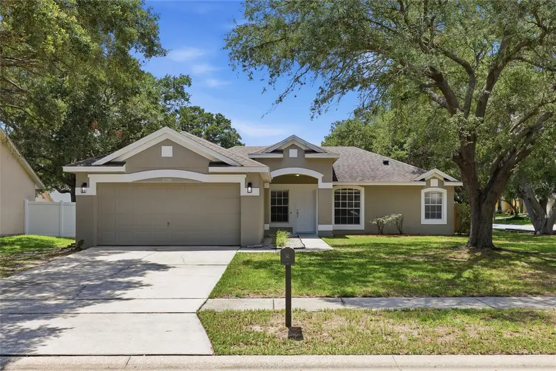 2706 Kris Xing, FL
