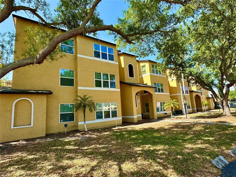 4572 Commander Dr #1234, FL