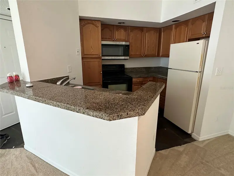 4572 Commander Dr #1234, FL