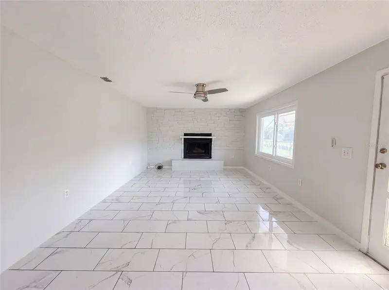 417 Calumet Rd, FL