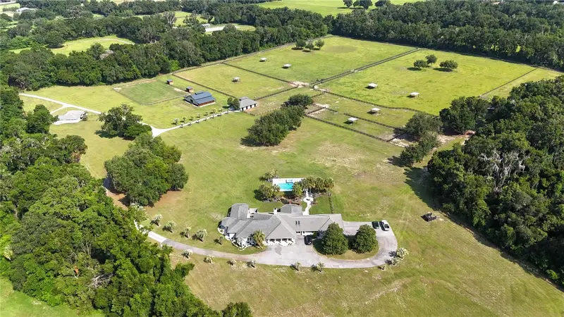 14281 N Us Highway 441, FL