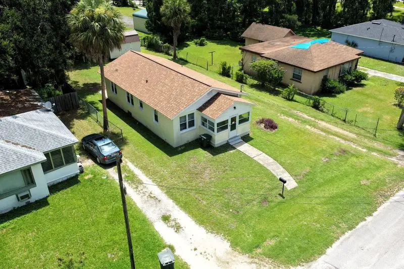 125 N Caroline St, FL