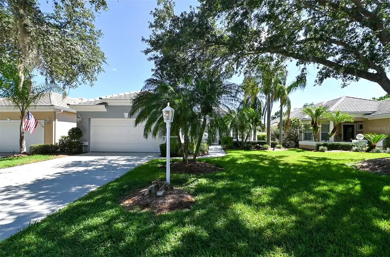 7131 Kensington Ct, FL