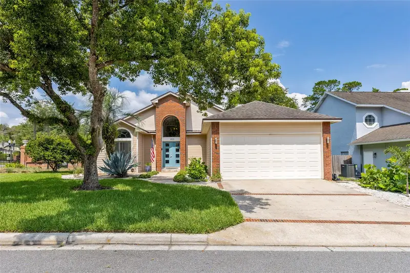 933 Bearded Oaks Ter, FL