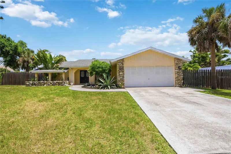 440 Lychee Rd, FL