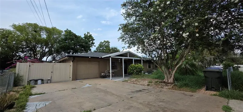 1302 Center St, FL