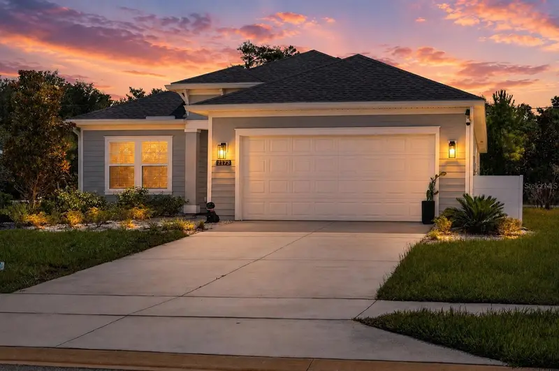 2173 Raglan Cir, FL