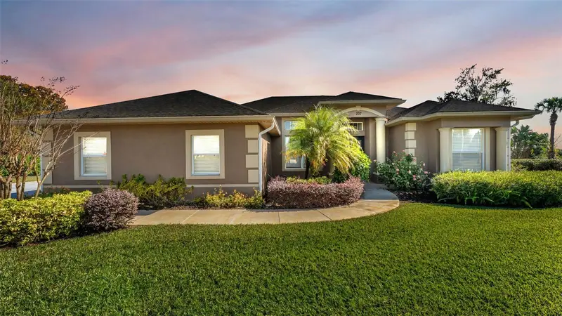 237 Kent Ct, FL