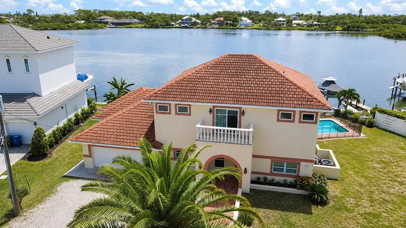 919 Key Way, FL