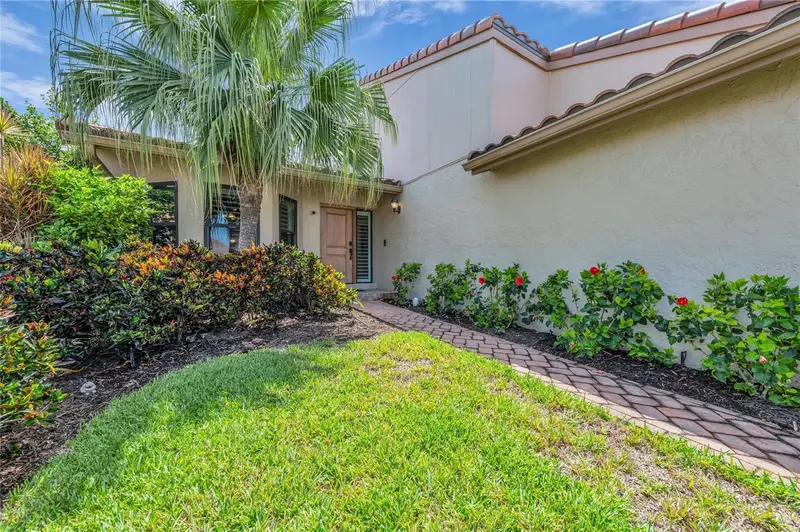 2350 Harbour Oaks Dr, FL
