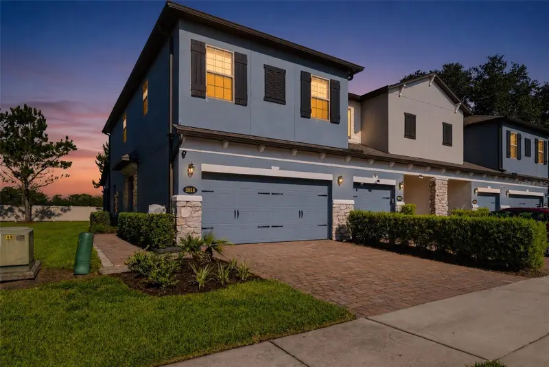 2618 White Isle Ln, FL