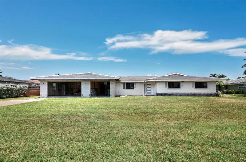525 Sloop Ln, FL