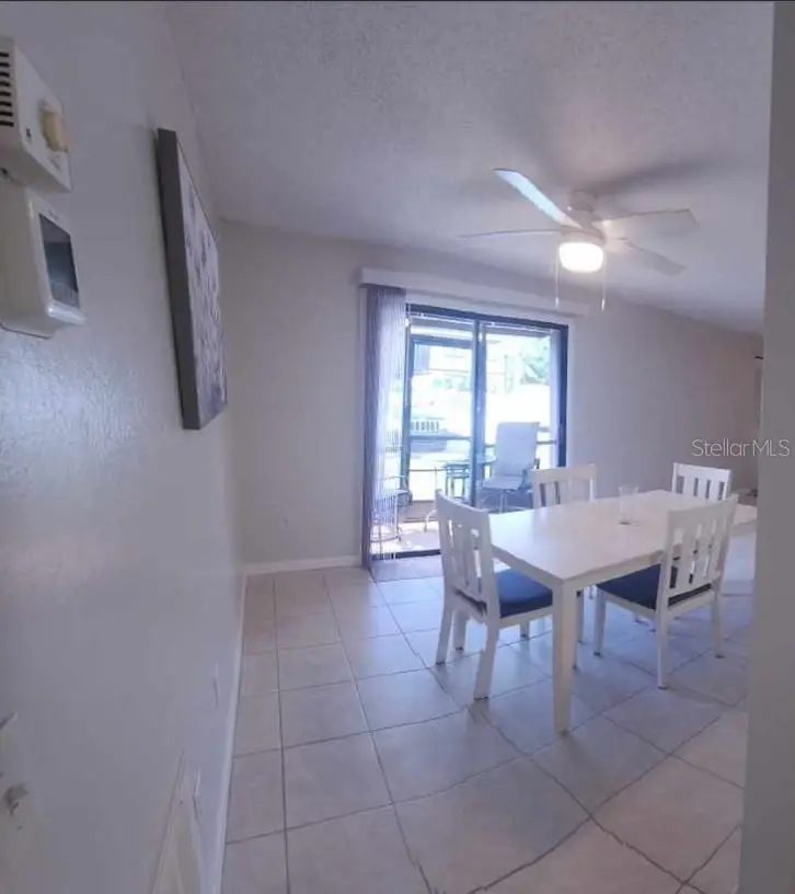 4022 Beaver Ln #800d, FL