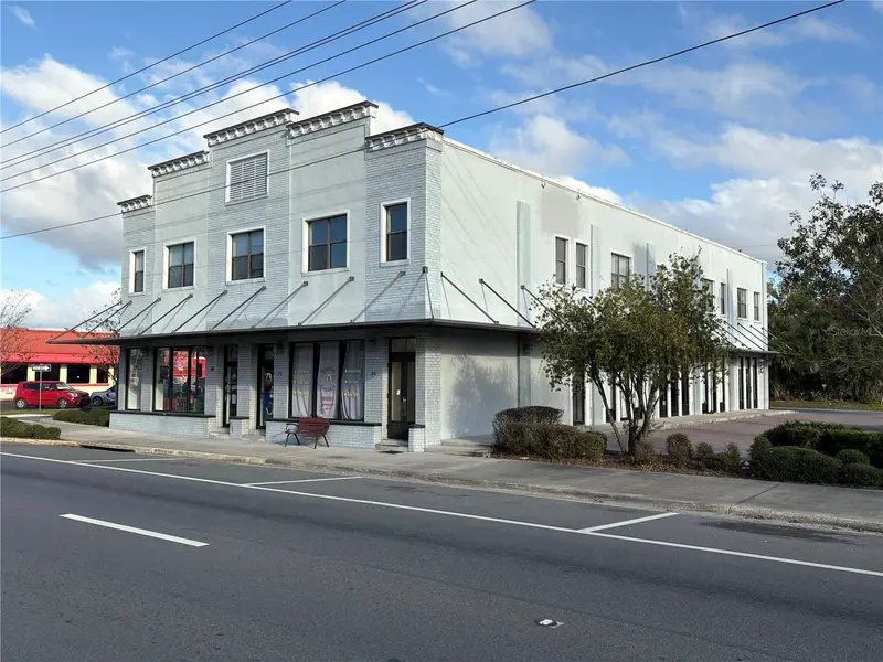 80 N Central Ave, FL