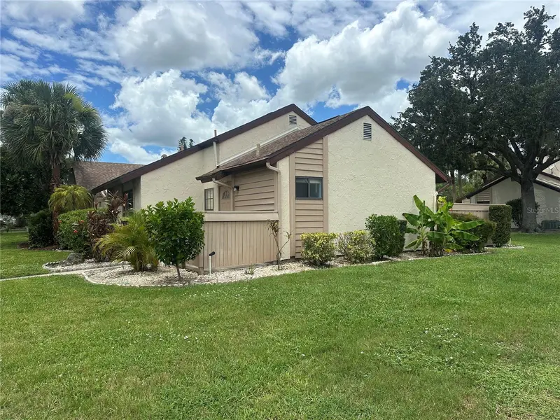 5736 Beaumont Loop, FL