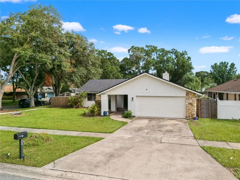 1829 Crownwood Dr, FL