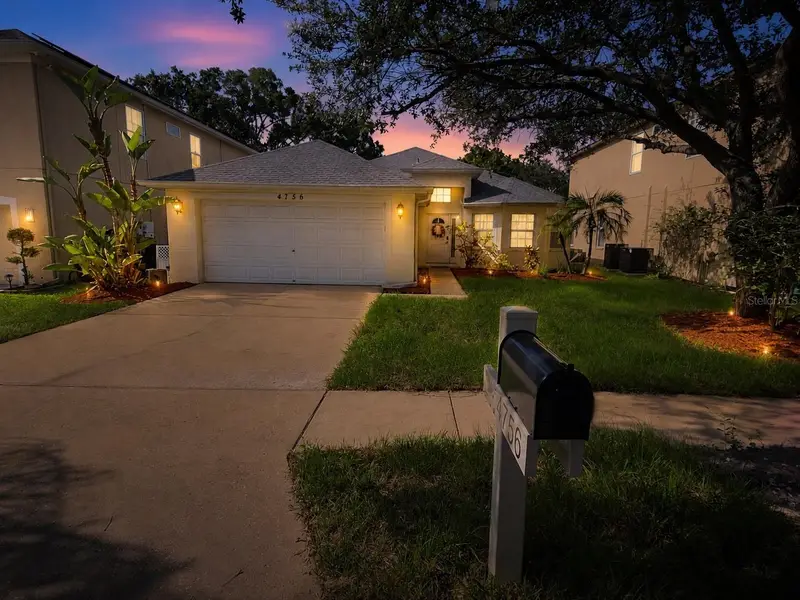 4756 Whispering Wind Ave, FL